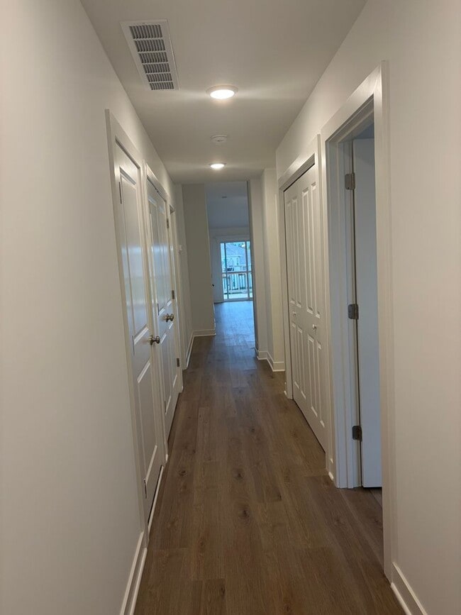 9308 N. Lennox St - 9308 N. Lennox St