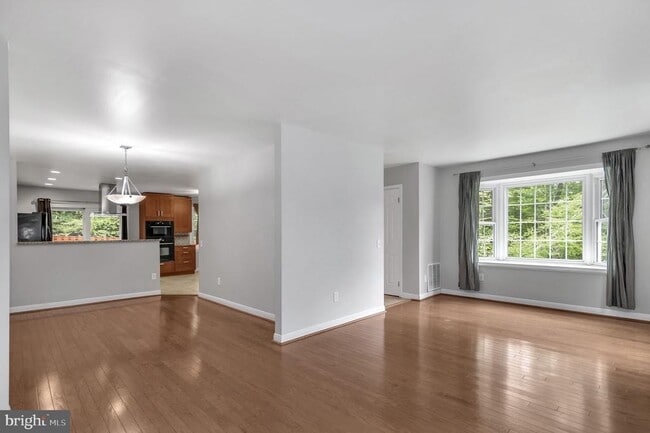 Photo - 8914 Grandstaff Ct