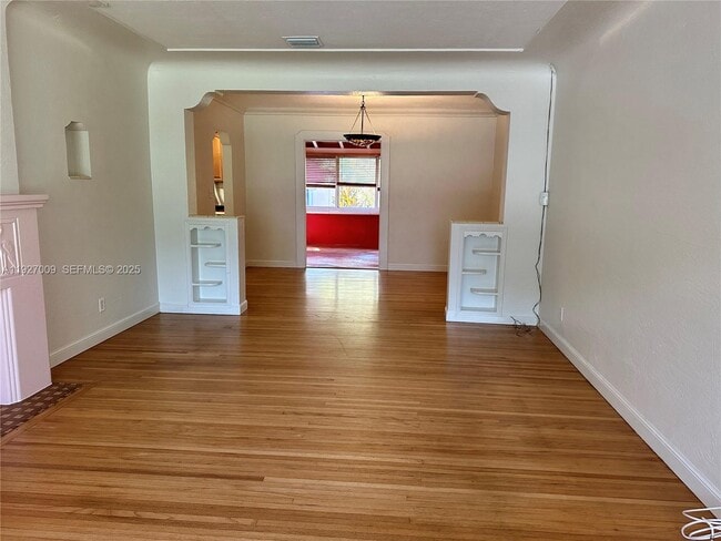 Photo - 203 NE 86th St