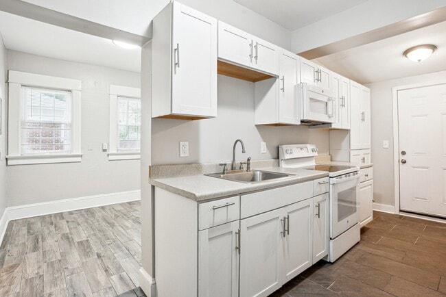 Photo - 1643 Ralph David Abernathy Blvd SW Unit B