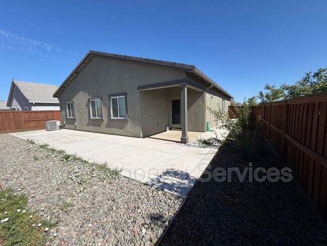 1705 Orchid Ave