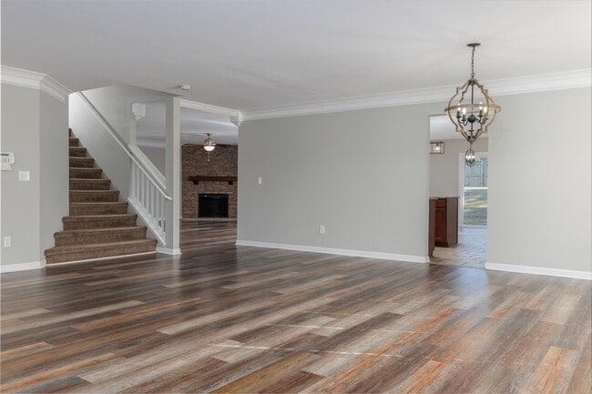 Photo - 2415 Bell Manor Dr SW