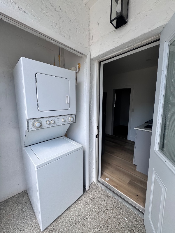 Photo - 4028 SW 11th St Unit 4