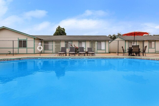 Stine Country Apartments