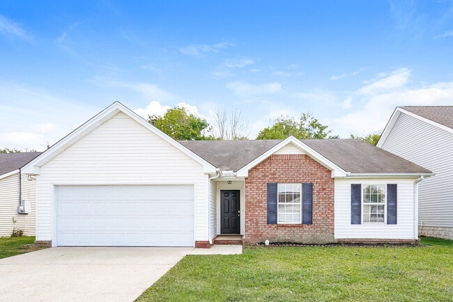Building Photo - 1318 Eastwoods Dr Rental