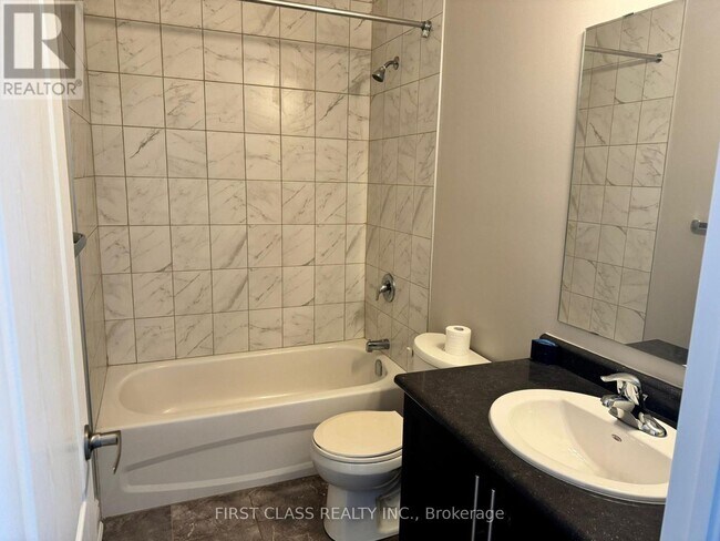 Photo - 9 Washburn Path