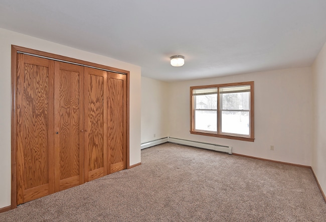 9 1st St SW Unit 1