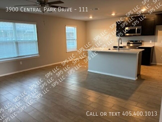 Photo - 3900 Central Park Dr