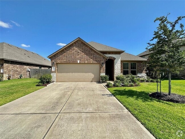 Building Photo - 28707 Forest Pass Ln Rental