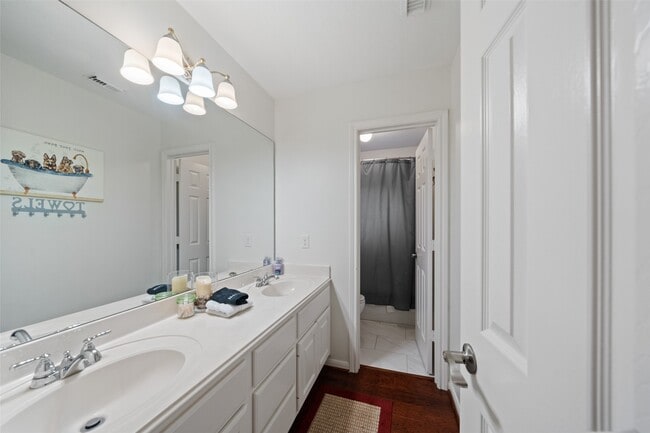 Building Photo - 18747 Grand Harbor Point