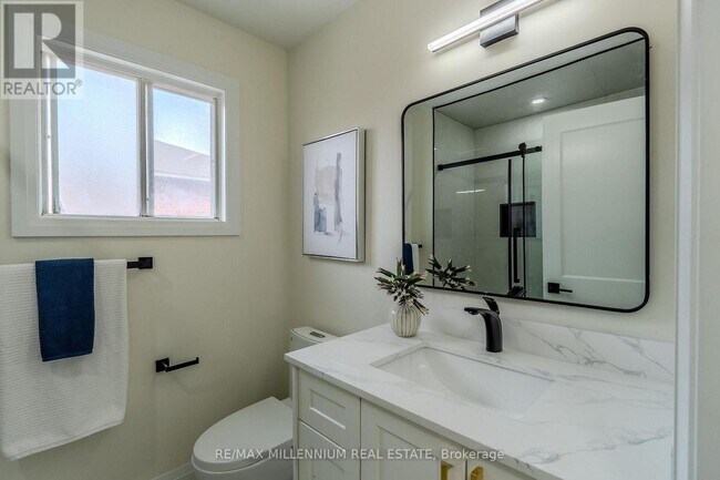 Photo - 191 Genesee Dr