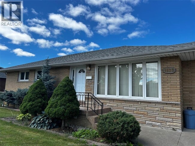 Photo - 1535 St Patricks Ave