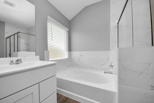 Building Photo - 195 S Colbert St