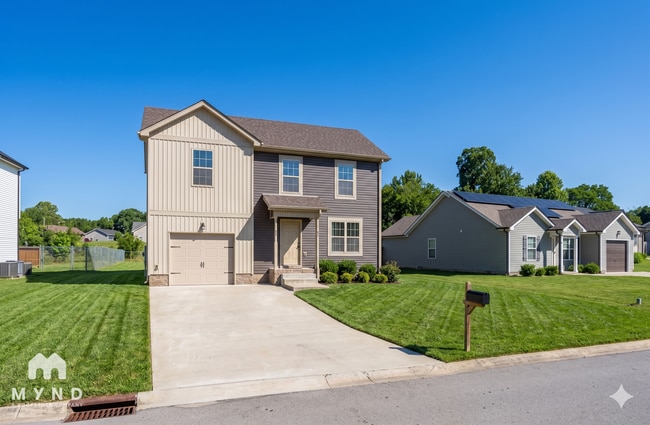 Building Photo - 619 Woodhaven Dr