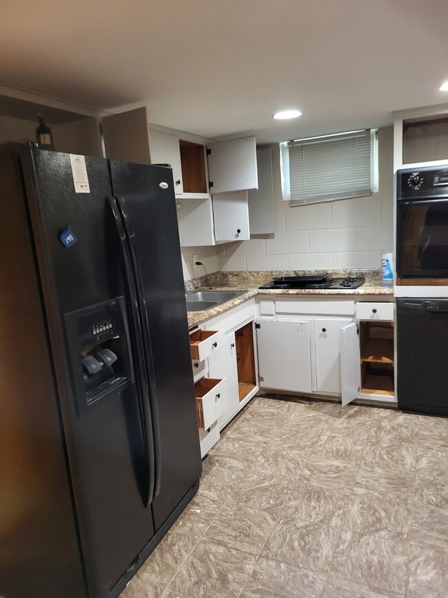 Photo - 627 7th Ave S Unidad B