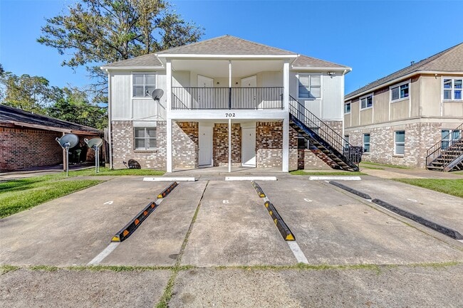 Photo - 702 Lyle W Ave Unit C