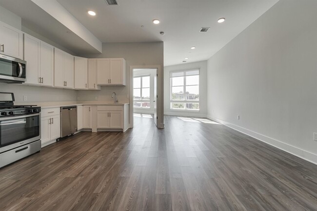 Photo - 660 Grand St Unit 211