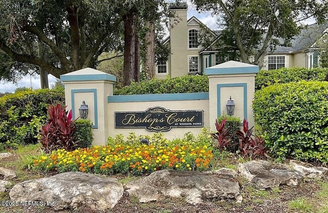 Building Photo - 13703 Richmond Park Dr N Unit 2110