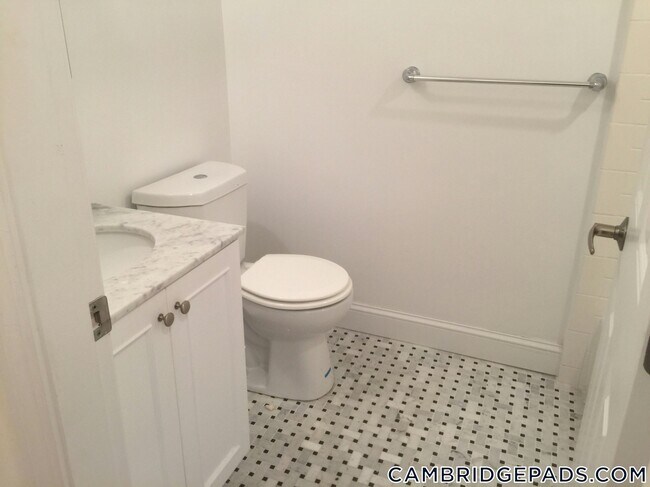 Photo - 55 Langdon St Unit 4