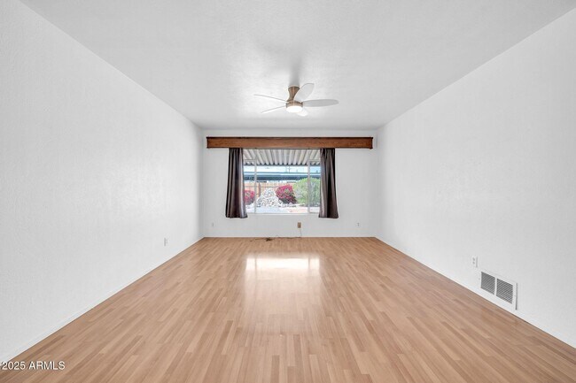Photo - 6420 E Windsor Ave