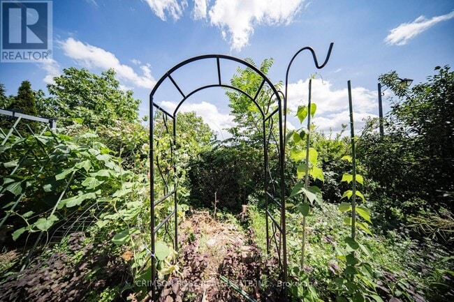 Photo - 5420 Valleyhigh Dr