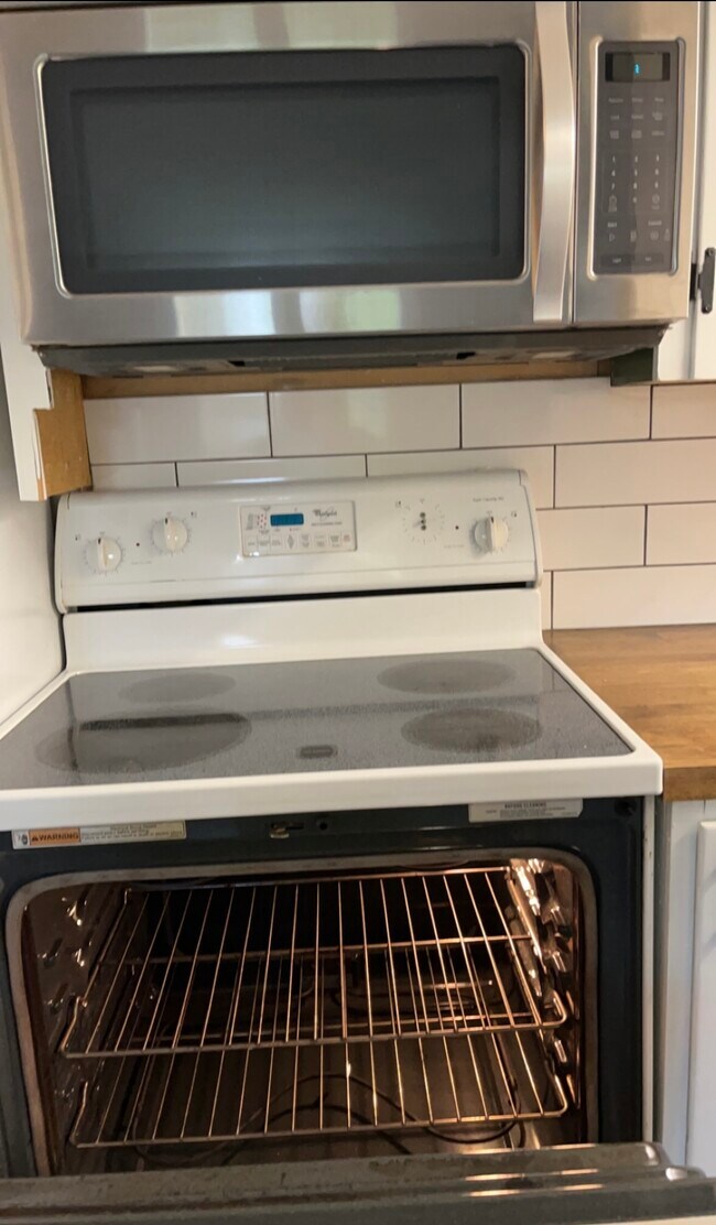 6051 Tobaccoville Rd Apartments Tobaccoville, NC