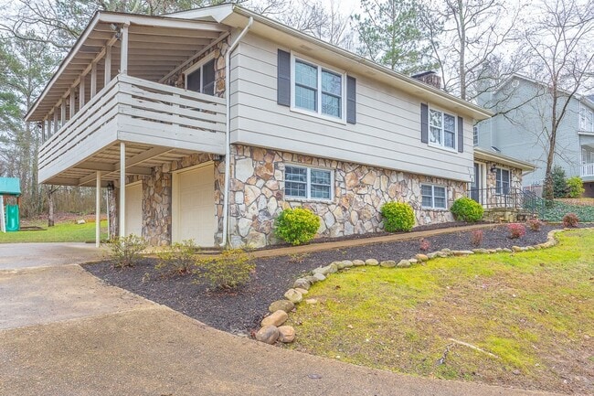 Photo - 4 Bedroom Rental in East Brainerd!