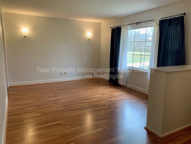 Photo - 3605 Cranston Rd