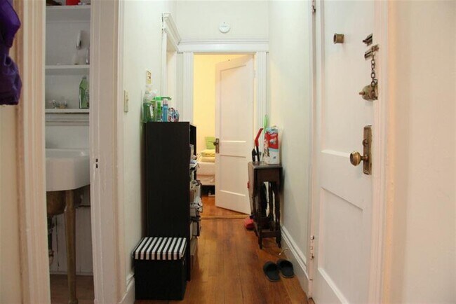 Photo - 82 Kirkland St Unit 1