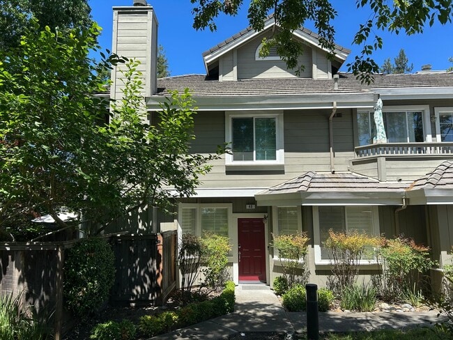 Beautiful 2 Bed, 2 Bath Single Story Condo... - Beautiful 2 Bed, 2 Bath Single Story Condo...