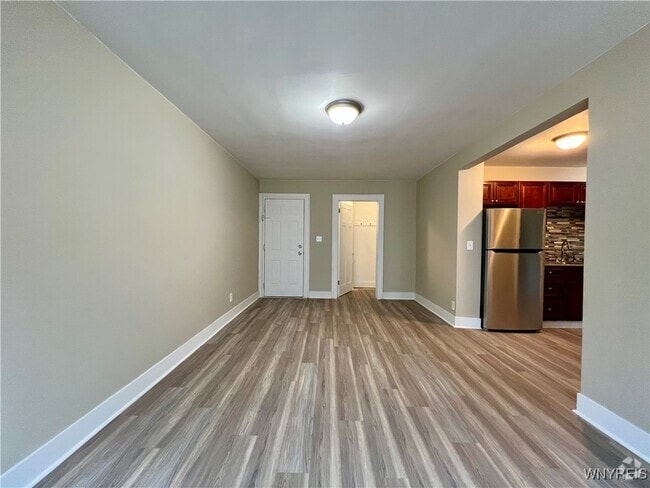 Building Photo - 1225 Hertel Ave Rental