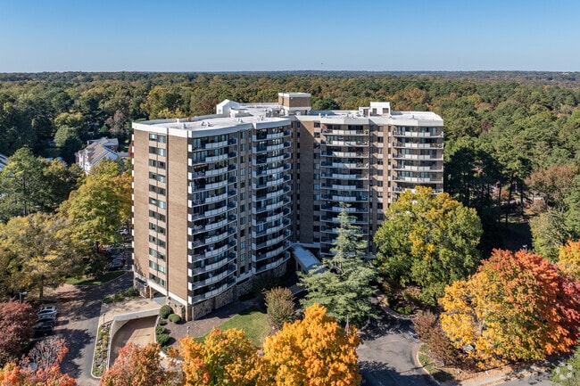 2956 Hathaway Rd - Hathaway Tower