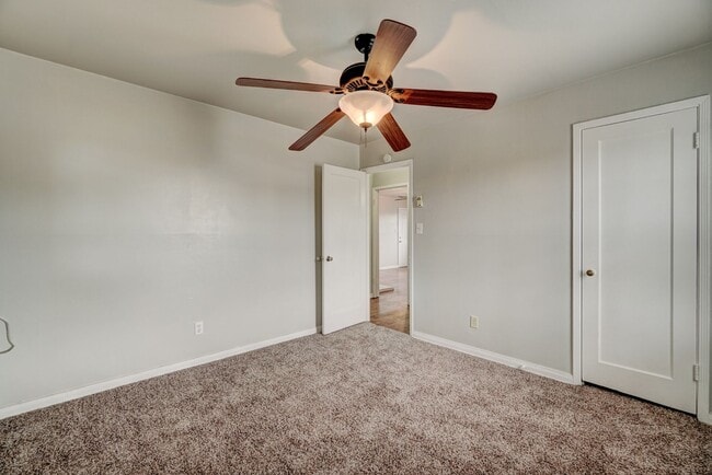 Photo - 2 Bed 1 Bath Duplex in MWC