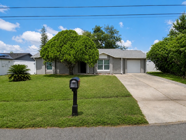 Photo - 326 Colonade Ct