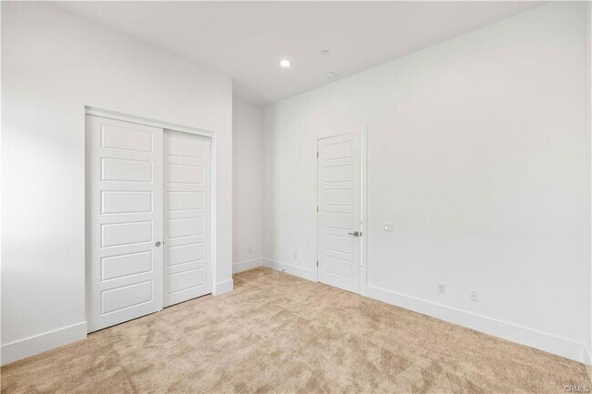 Photo - 11914 Churchill Wy