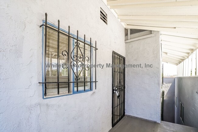 Photo - Charming Upstairs One Bedroom Apartment