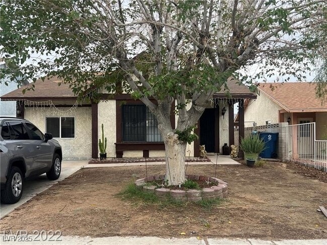 Building Photo - 6648 Fredonia Dr Rental