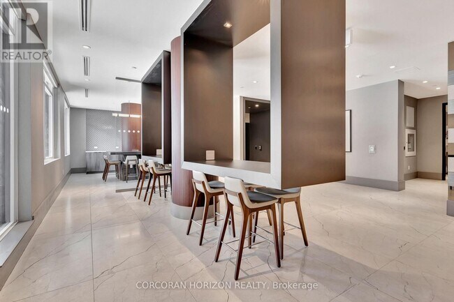 Photo - 55 Duke St W Unit 1409