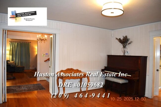 Photo - 105 W Euclid Ave