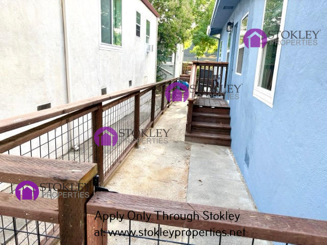 Photo - 1208 Willow St