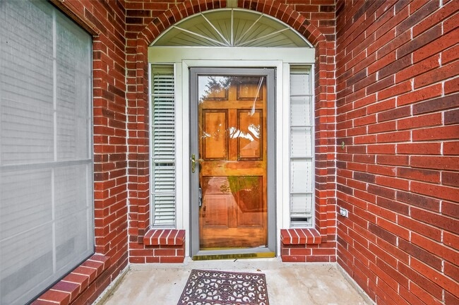 Building Photo - 914 W Peach Hollow Cir