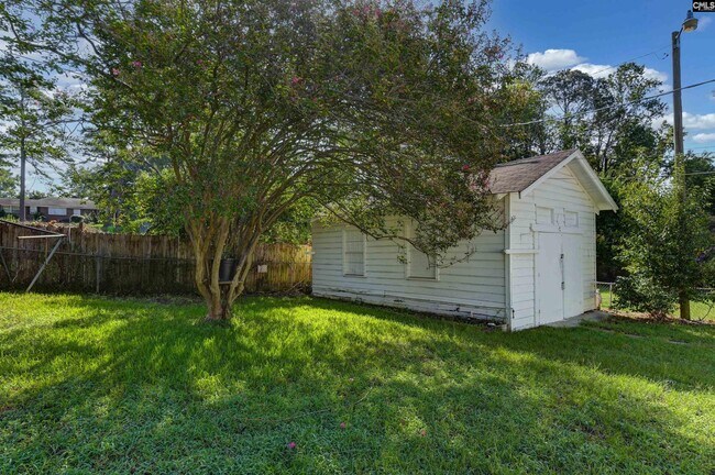 Photo - 3908 Gibson St