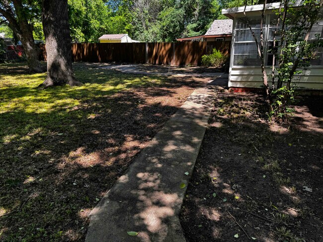 Photo - 321 Alexander Ave