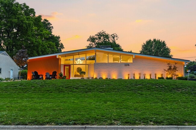 Photo - 2276 Johnston Rd