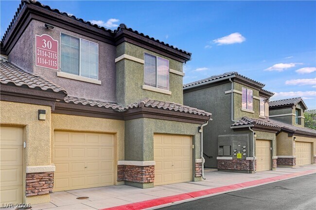 6868 Sky Pointe Dr Unit 2115