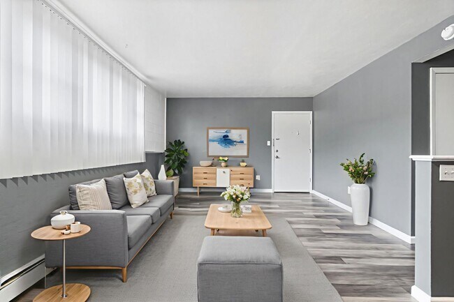 Photo - MOVE IN SPECIAL! Old Colorado City Living at this Charming 1 Bedroom! Unidad 21