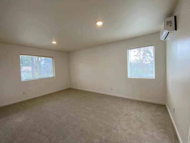 Photo - 17517 29th Ave E