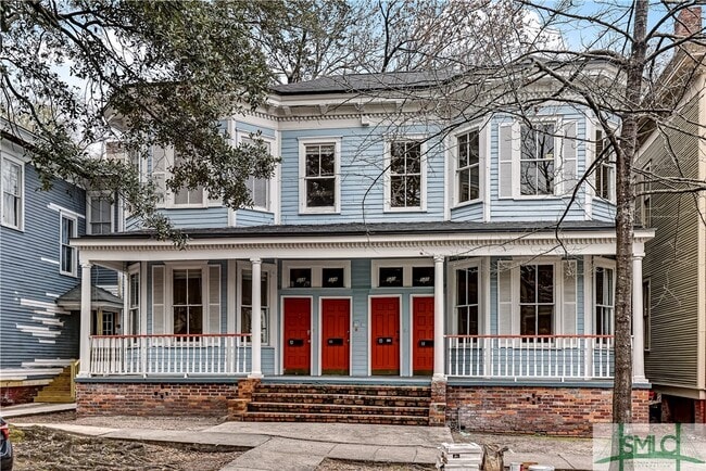 Building Photo - 520 E Waldburg St Rental