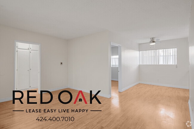 Building Photo - 1545 N Bronson Ave Rental
