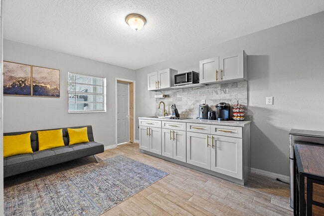 Photo - 4219 E Henry Ave Unidad ID1244335P